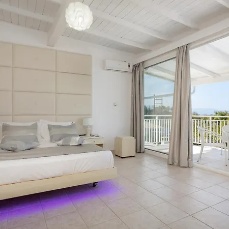 וילה Luxury Klea Plános
